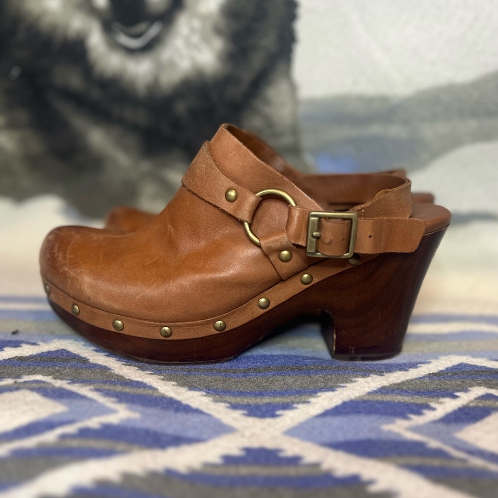 Kork-Ease Brown Leather & Wood Heeled Clog Studded Buckle Size 8
